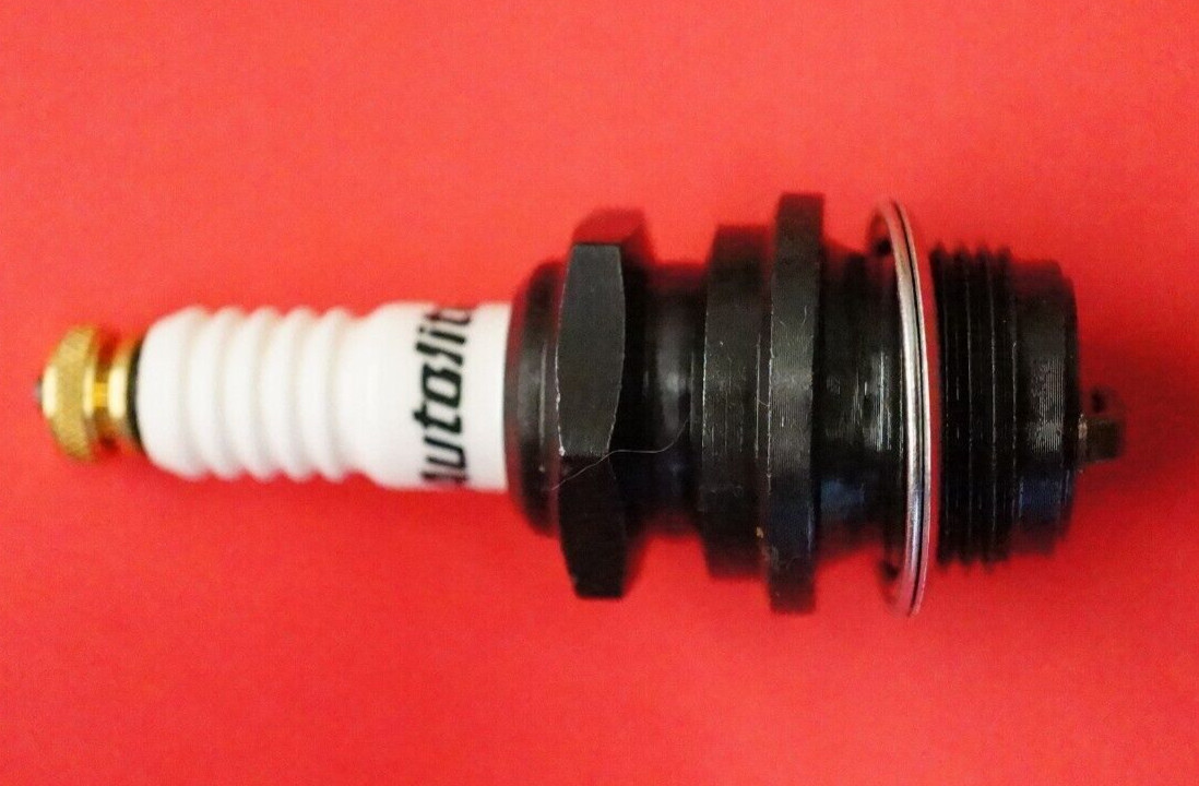IHC McCORMICK DEERING AUTOLITE SPARK PLUG 3076 F12 F14 F20 F30 10-20 15-30 W12