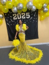 yellow prom dress size 6 Handmade only worn for 3 hours tops umbrella included