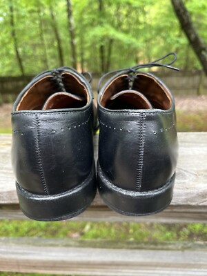 Allen Edmonds Vernon Men display picture 3