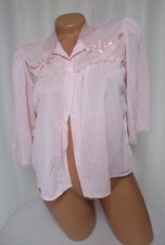 VINTAGE:  ca. 60/70er Jhr.  duftig zartes - Bett-Jäckchen  Gr. 42/44