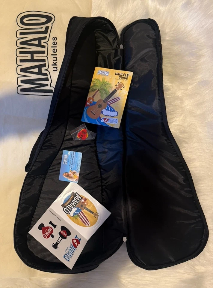 New Mahalo Branded Padded Ukulele Gig Bag Case & Sleeve, Sticker, Download Code - Image 3 of 4