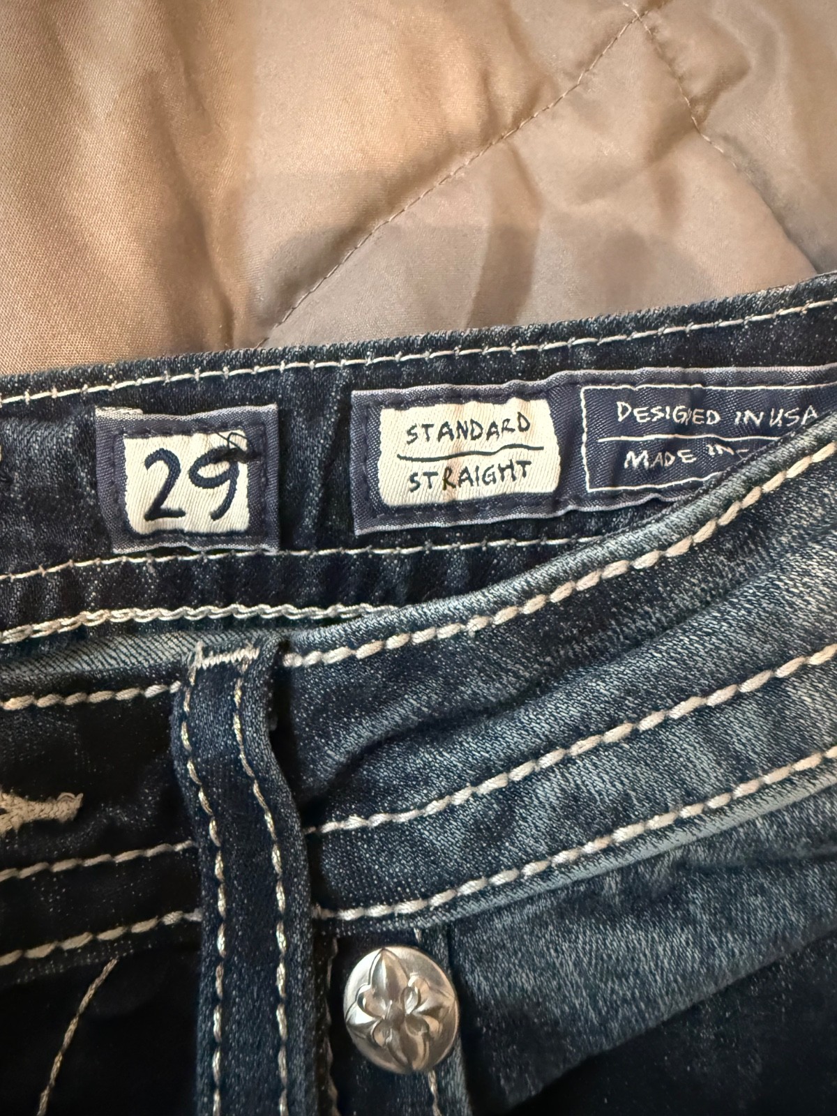Miss Me Jeans Women's 29  Standard Rhinestone Embroidered image 4