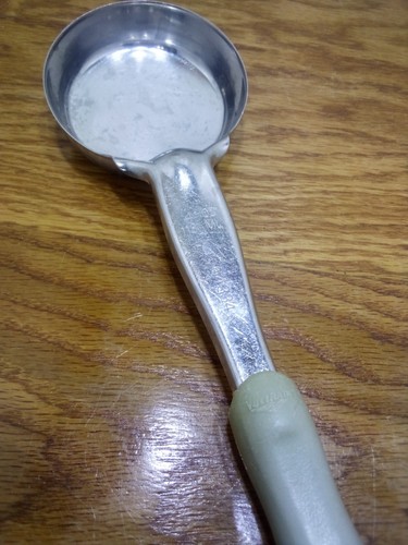 Restaurant Quality Spoodle Solid Portion Spoon 4oz  118 Ml 64334 JP Vollrath 