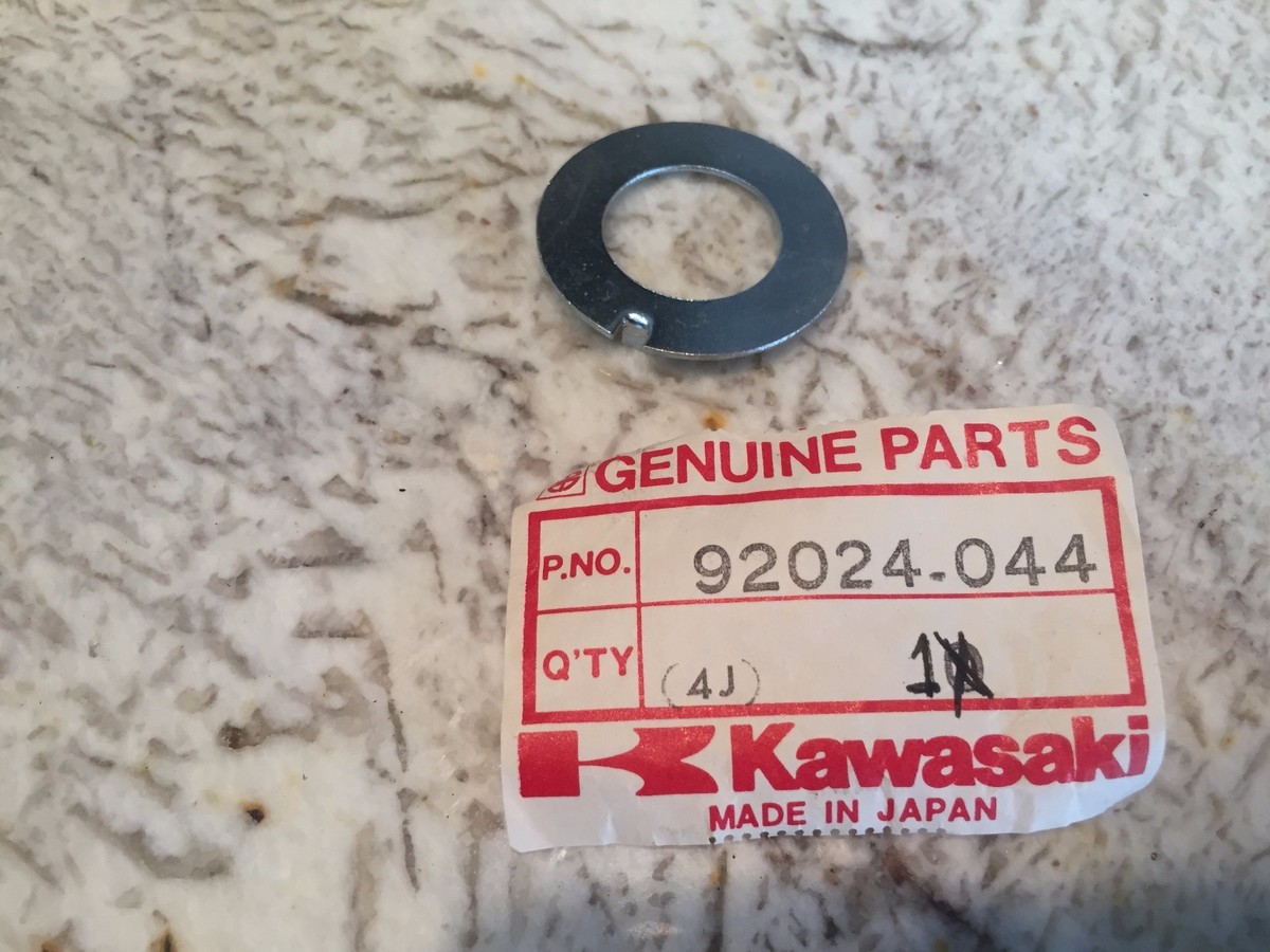 NOS Kawasaki 92024-044 Lock Washer 20mm Z1 KZ KZ1000 KZ900 KZ650