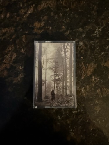 TAYLOR SWIFT folklore "in the trees" edition deluxe cassette