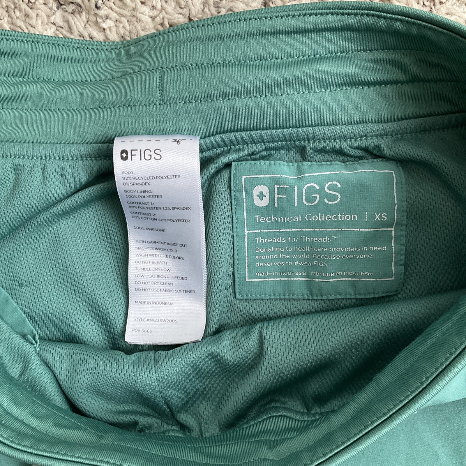 🔥FIGS Technical Collection Solid Green Jogger Sc… - image 2