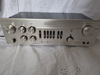 Luxman C1010 Preamplifier