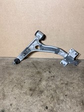 Mercedes-Benz CLA C117 X117 W117 2018 Links Querlenker Achsschenkel vorne 135kW