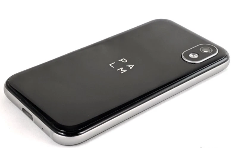 Palm Phone PVG100 - Titanium - VERIZON UNLOCKED - 32GB (New) - Image 2 of 4