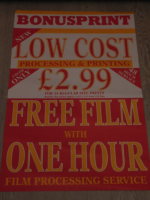 1990er Jahre ''LOW COST PROCESSING & PRINTING'' POSTER