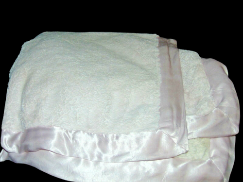 Little Giraffe Cream Light Pink Plush Baby Blanket Pink Satin Trim - Picture 2 of 3