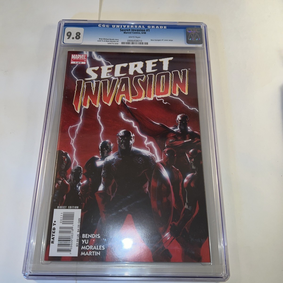 SECRET INVASION #1 Marvel comics￼, 6/08 CGC 9.8 W/P New Avengers