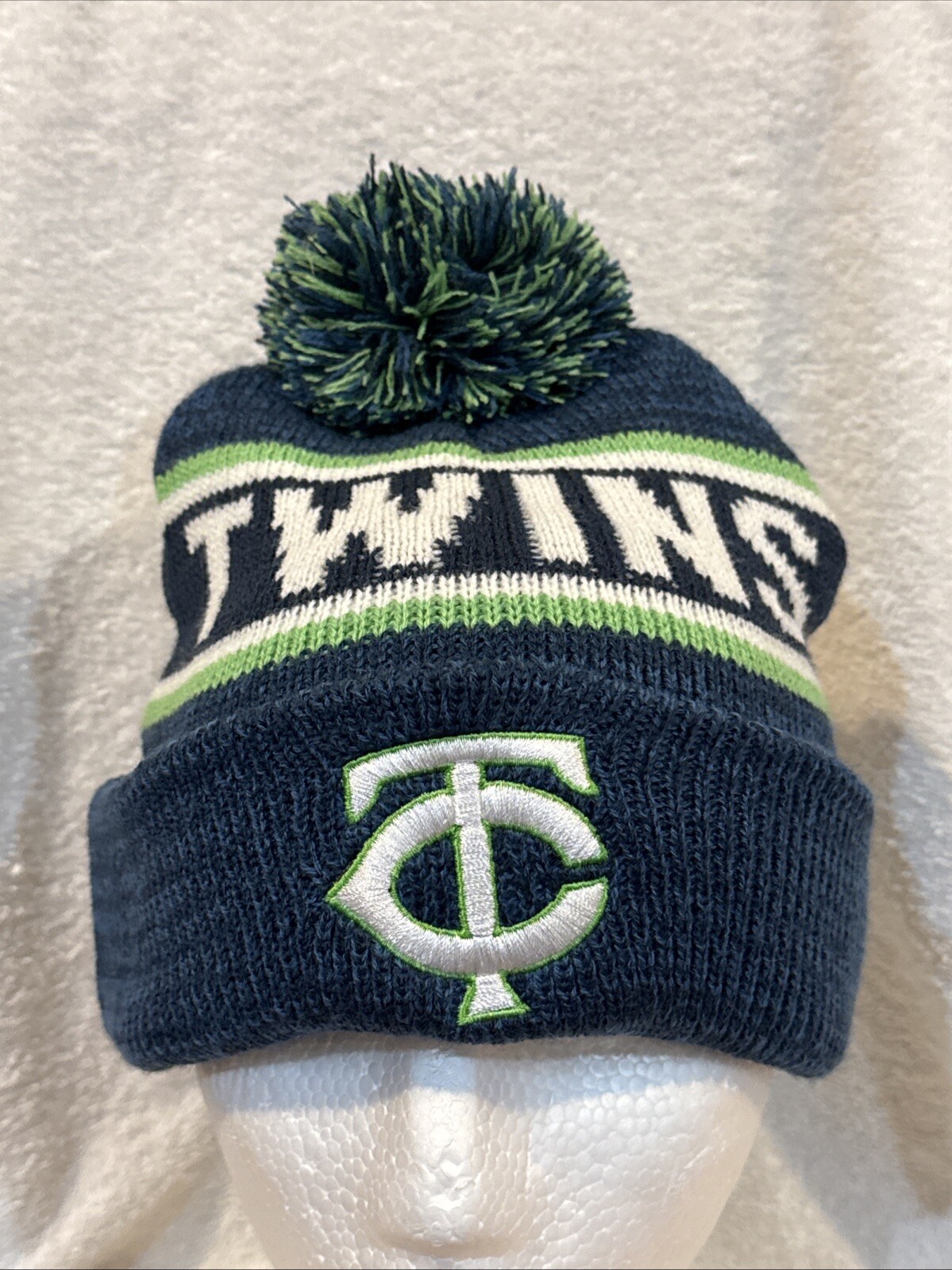 SWEET Minnesota Twins Minnesota Lynx Adult One Size Winter SGA Knit Cap, NEW!!