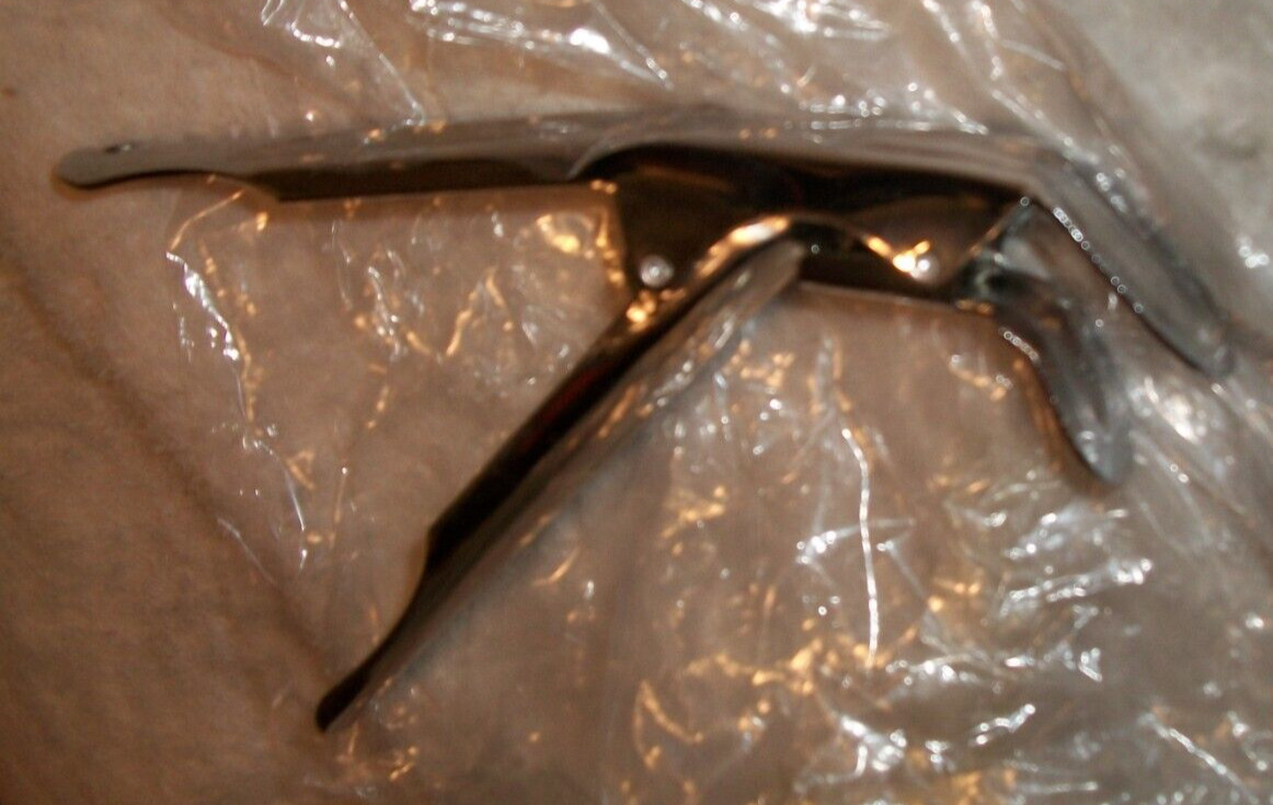 Genuine Primo Grills Grate Lifter (B209)