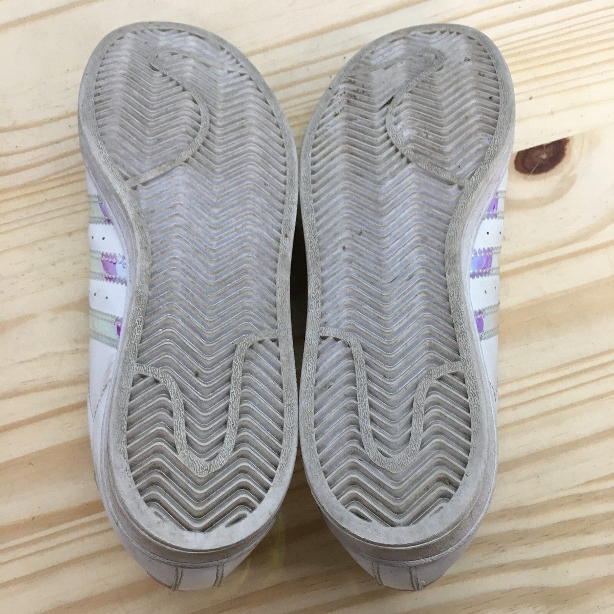 Adidas Shoes Womens 7 Superstar Sneakers White Round Iridescent Stripes FX7565 | eBay Adidas Shoes Womens 7 Superstar Sneakers White Round Iridescent Stripes FX7565 | eBay