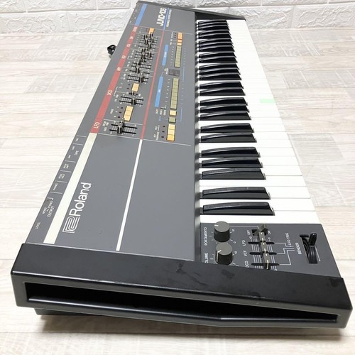 Roland JUNO-106 Analog polyphonic synthesizer Rare Requires maintenance - Picture 11 of 16