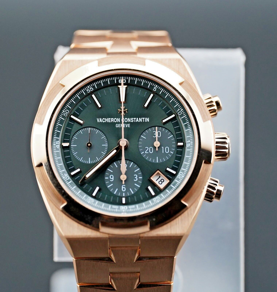 NEW Vacheron 5520V/210R-B966 Constantin Overseas Rose Gold Green