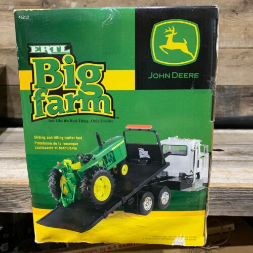ERTL Big Farm, 4020 Tractor with Peterbilt Model 367, 1:16 Scale, NIB - Picture 5 of 8