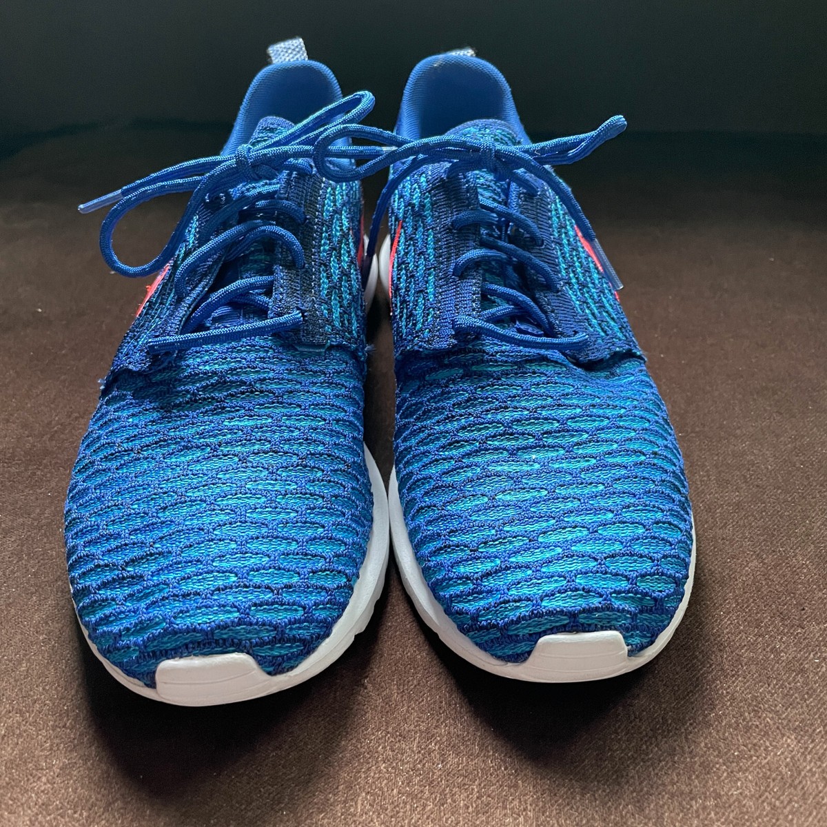 NEW NIKE FLYKNIT ROSHERUN GAME ROYAL BLUE-BRIGHT CRIMSON SZ 