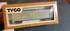 CH BOXED HO Scale Train Car TYCO RALSTON PURINA BILLBOARD CAR EEEEE