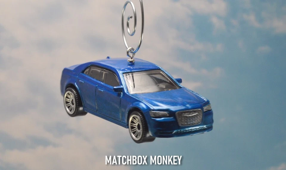 Chrysler 300C 2015 adorno de árbol de Navidad personalizado sedán de 4 puertas 300 C Adorno Foto 4 de 4