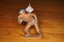 Barclay Manoil Dimestore Lead Soldier Radio Operator Field Phone