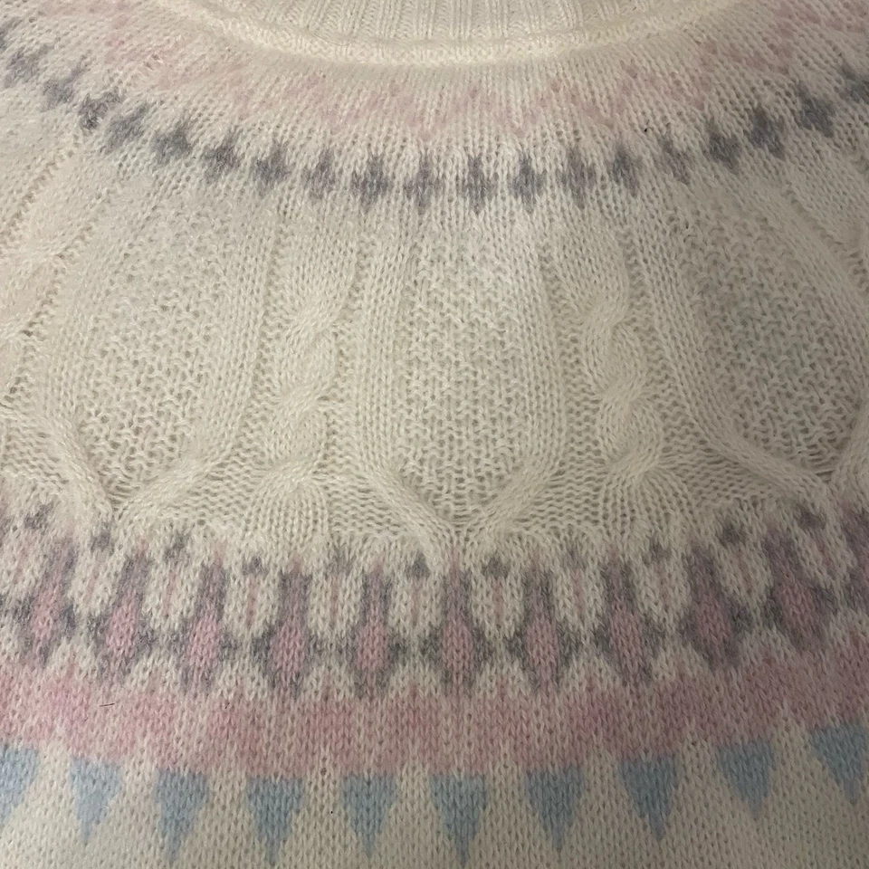 Nordic Style Cashmere Jumper Size 14 40” Chest PURE Collection - Image 4 of 4