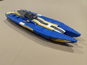 LEGO CREATOR: Sea Riders (4402) Retired 10 Creations 547 Pieces