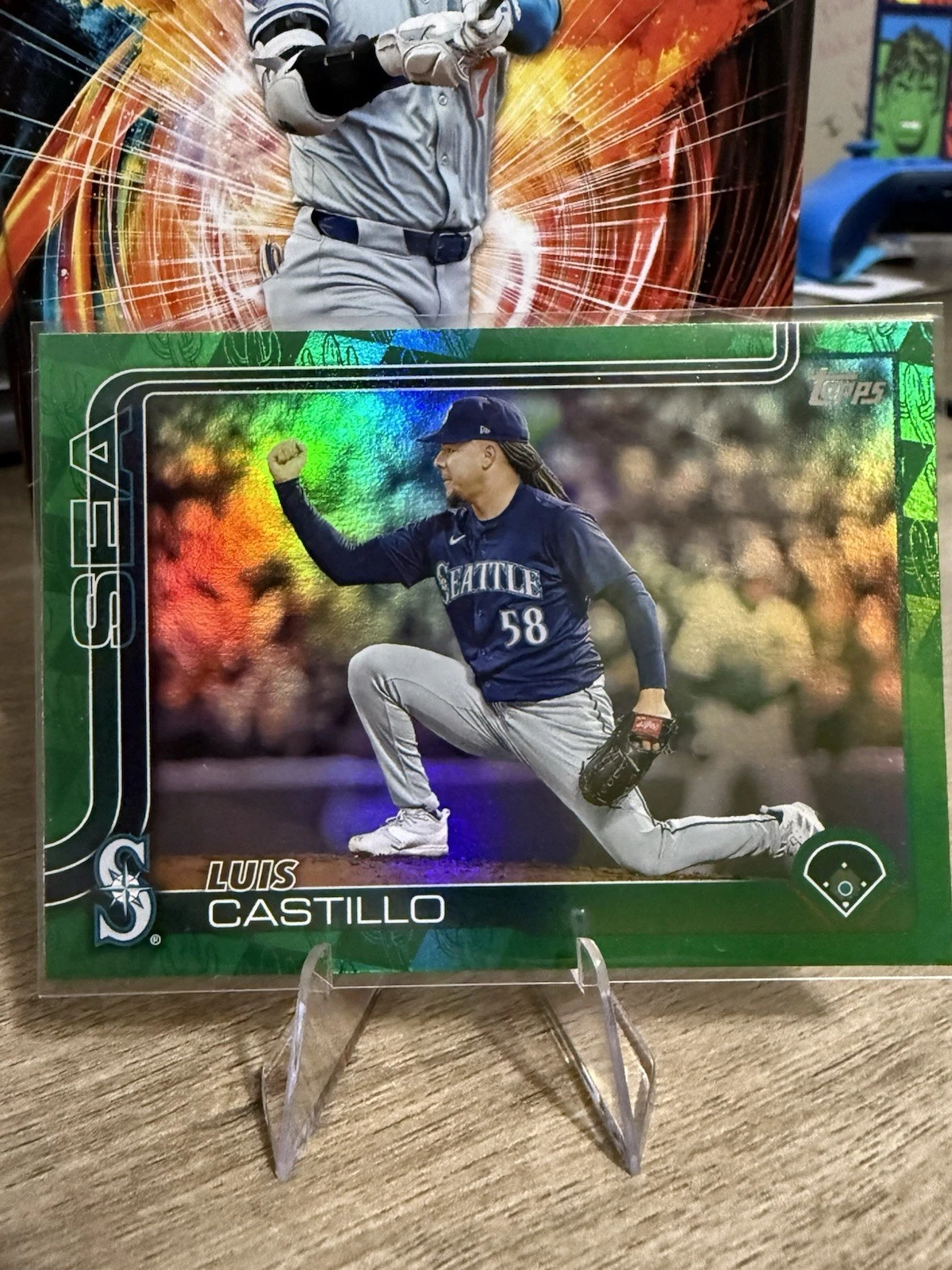 2025 Topps Series 1 Green Holo Foil /99 Luis Castillo #73 Seattle Mariners
