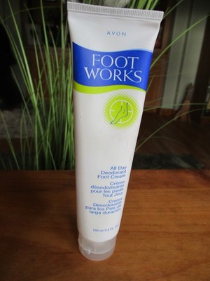 Avon Foot Works Healthy All Day Foot Deodorant Cream Controls Foot odor NEW