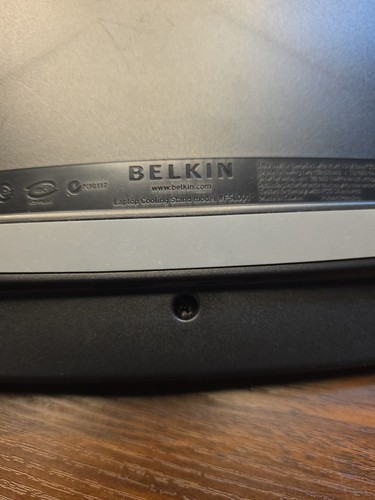 Belkin F5L055 USB Laptop Cooling Stand with Built in Fan - 第 5/8 張圖片