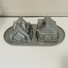 Nordic Ware Gingerbread House Duet Baking Pan 5 Cup Christmas Made in USA