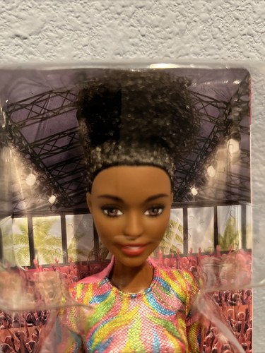 Barbie Rhythmic Gymnast Metallic Leotard (Brunette) Doll - New - Picture 4 of 6