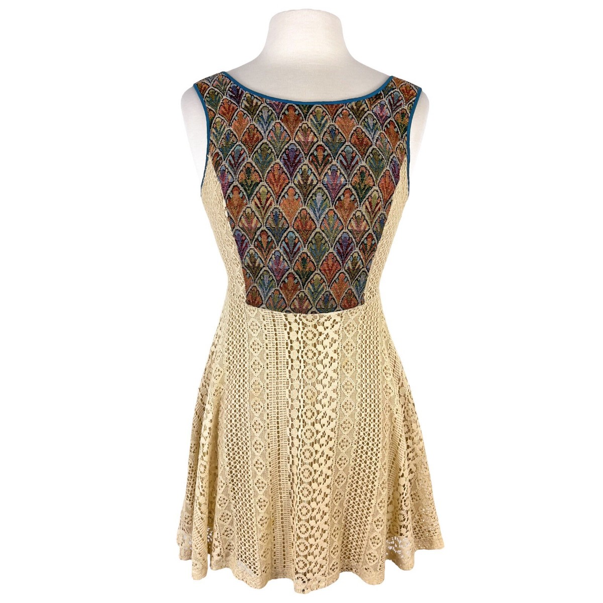 Flying Tomato Sz M Tapestry & Lace Skater Fit & Flare Dress Sleeveless Bohemian Flying Tomato Sz M Tapestry & Lace Skater Fit & Flare Dress Sleeveless Bohemian