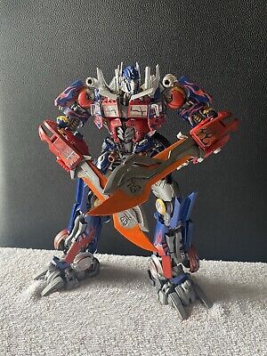 豊富な商品から Transformers DOTM Takara Tomy 1/35 Dual Model Kit DMK 01 その他