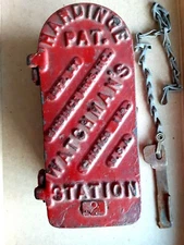 HARDINGE BROTHERS WATCHMAN'S STATION Chicago IL. WITH KEY- ORIGINAL RED PAINT 