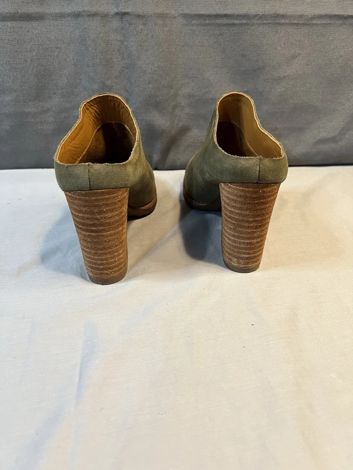 KORK-EASE Challis Women’s  Brown Gray Suede Chunky Heel Mules 7 - Image 3 of 4