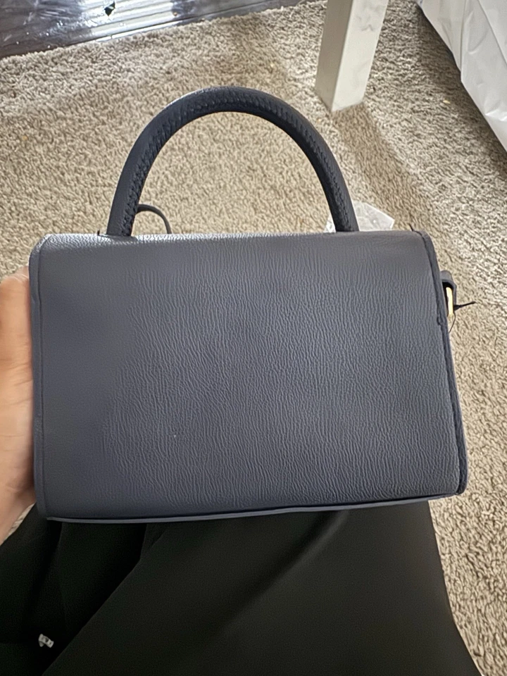 Bolso bandolera Tommy Hilfiger para mujer Jaquard Signature azul marino Foto 2 de 4