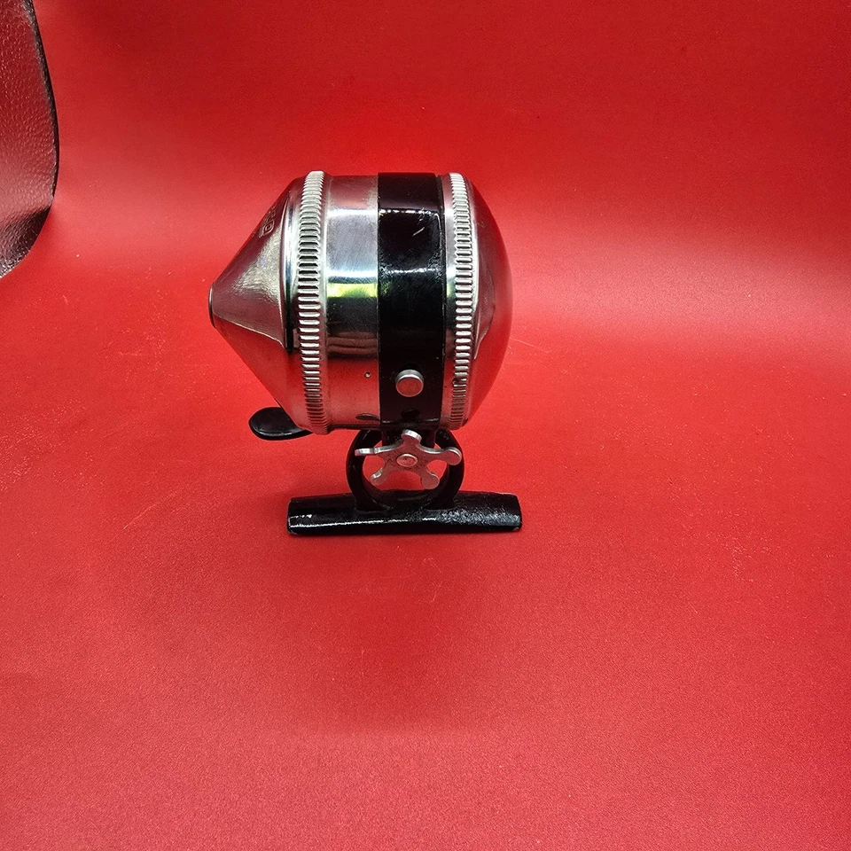 Spinner Zebco modelo 44 vintage probado y funciona como debe muy suave Foto 4 de 4