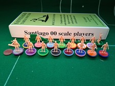 Subbuteo. PYO Santiago TYPE 2 Team.  FLESH FIGS.  Choose  Base/Disc Colour *NEW*