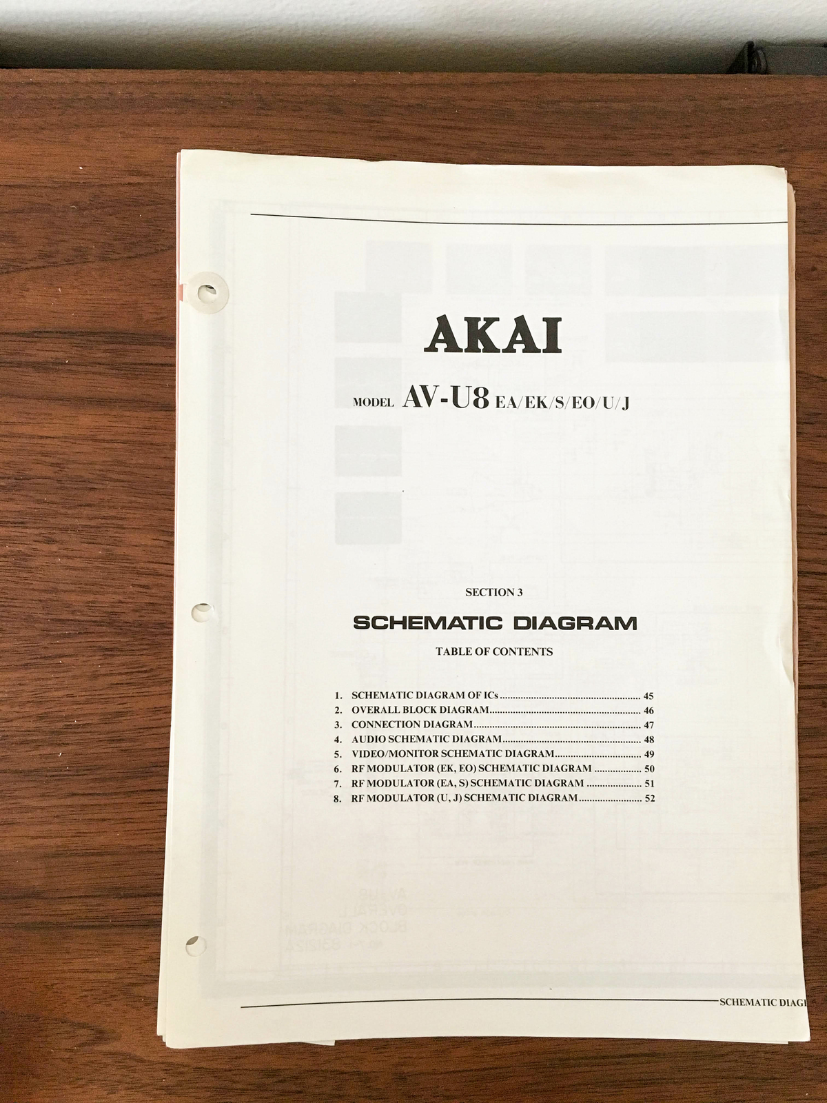 Akai AV-U8  Fold Out Schematic Booklet *Original*