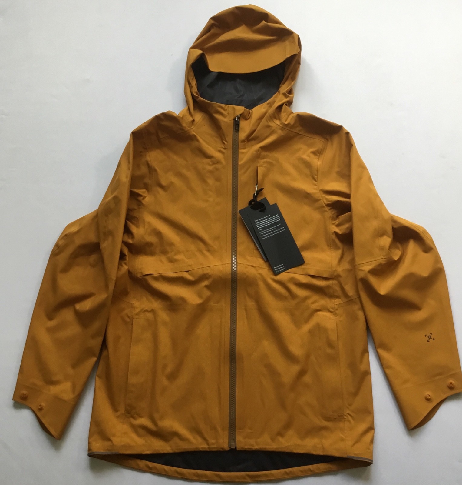 outpour shell lululemon