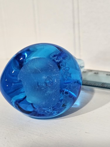 Vintage Walt Ray Blue Swan 1990 Signed Art Blown Glass Paperweight Cobalt Blue - Picture 7 of 8