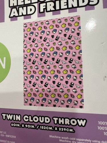 Hello Kitty & Friend Pink Plush Throw Blanket Twin 60x90” Floating Fun NWT - Picture 2 of 4