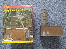 HORNBY SKALEDALE OO SCALE 00 MINE SHAFT BUILDING R8956 2009 VERY GOOD USED BOXED