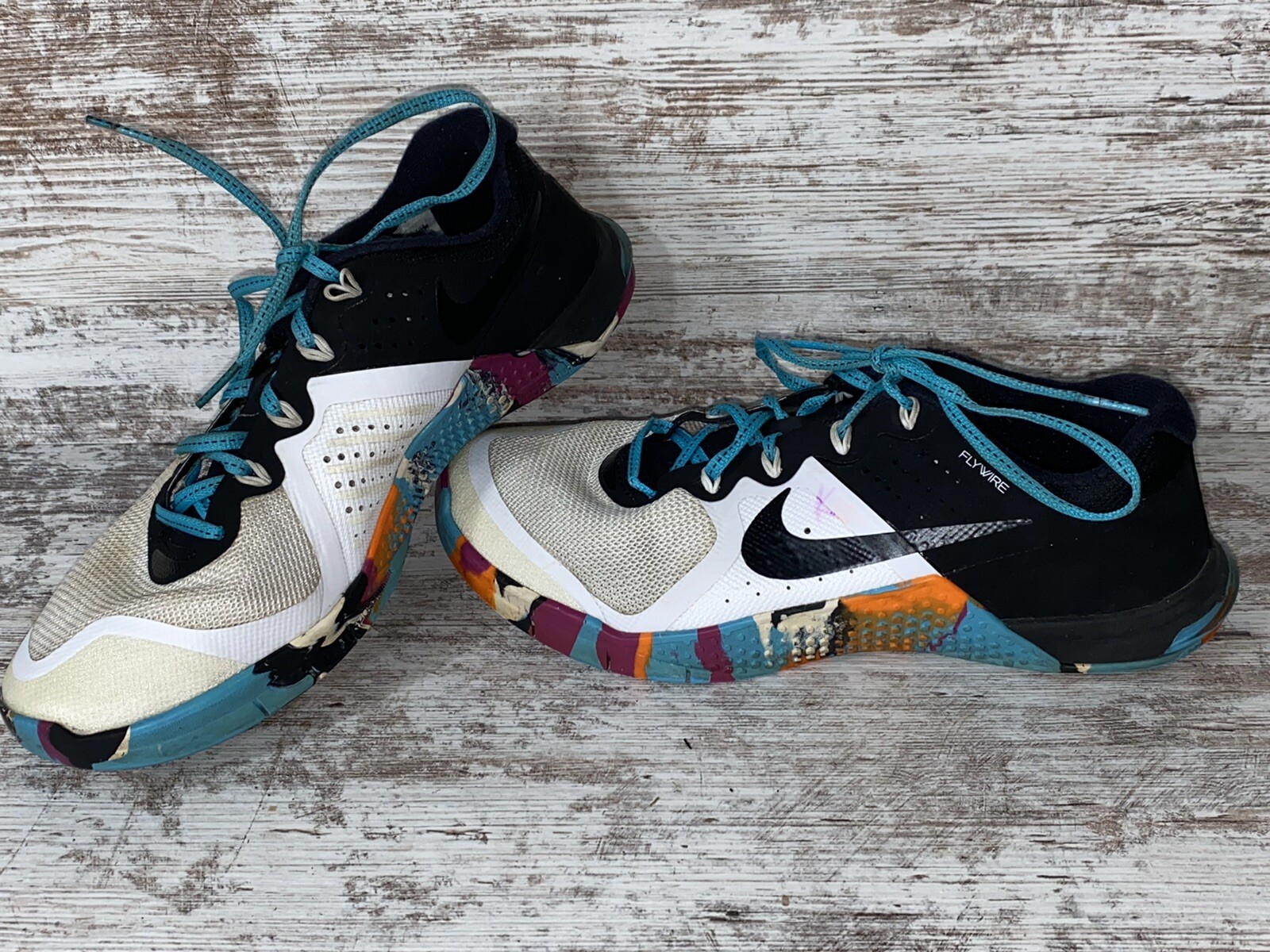 nike metcon 2 multicolor