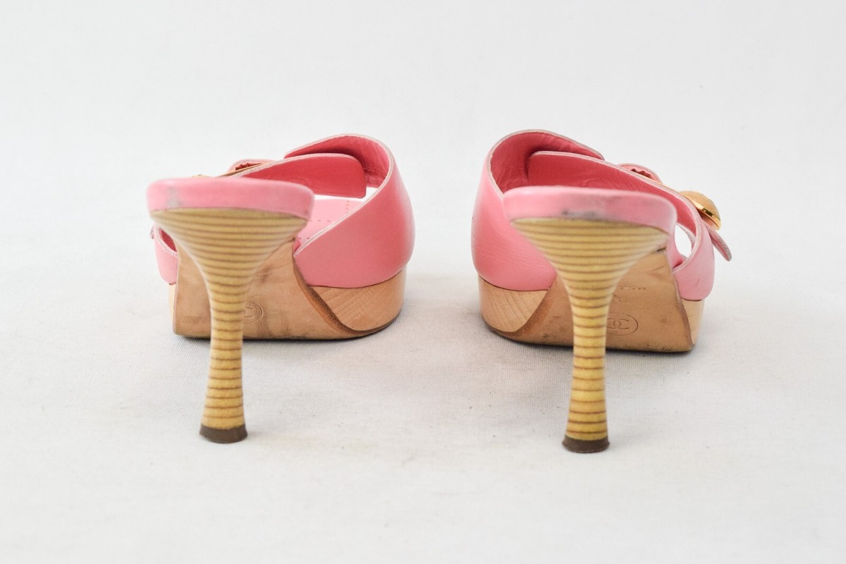 靴 CHANEL coco mark leather mules baby pink CHANEL Leather Open Toe Mules Heels 38 7 Pink Buckle CC Logo 2004