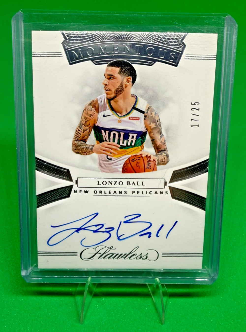2019-20 Flawless Lonzo Ball Momentous Auto Autograph #MA-LBL 17/25 Signature