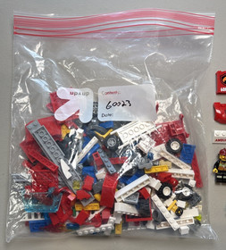 LEGO City: Starter Set (60023) Complete Ambulance