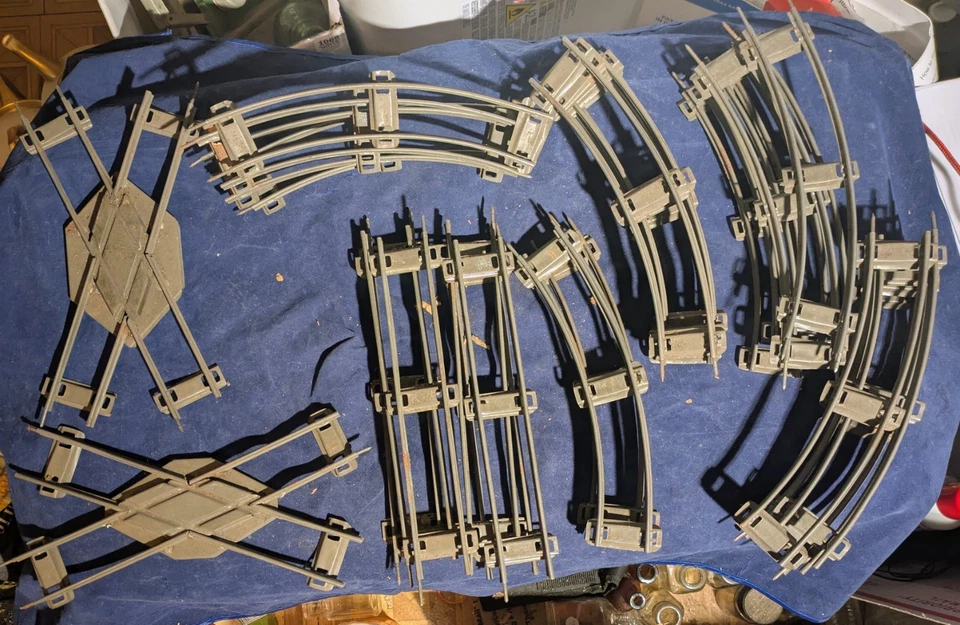 Vtg Bing O/027 Gauge 2-Rail Wind-up Train Track 2 Crossings 6 Straight 22 Curved - Image 2 of 4